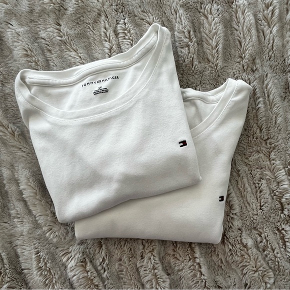 White Tee Bundle ❤️ - Picture 1 of 4